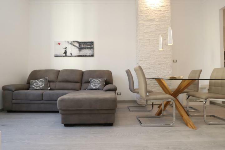 Exclusive Apt Really Downtown - Free Private Parking Included! Genova Eksteriør billede