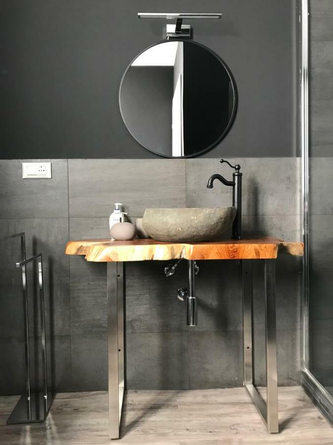 Exclusive Apt Really Downtown - Free Private Parking Included! Genova Eksteriør billede