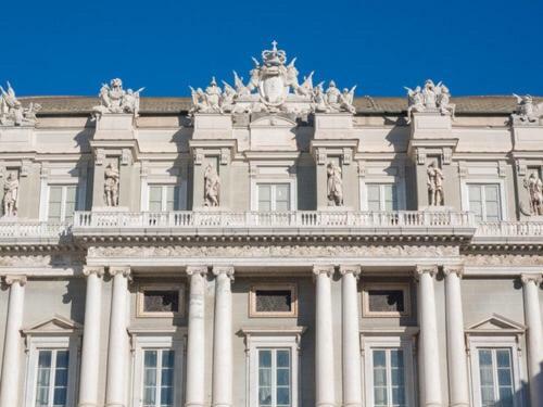 Exclusive Apt Really Downtown - Free Private Parking Included! Genova Eksteriør billede